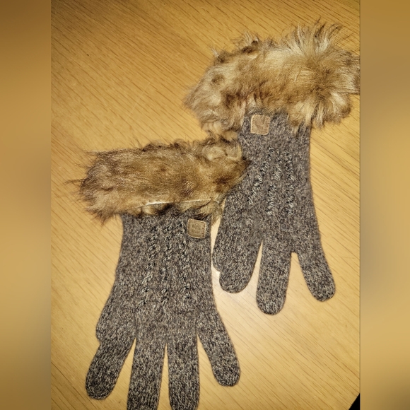 FENDI 80's Vintage Gloves - Picture 8 of 12